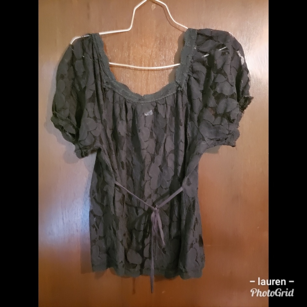 Black short sleeve top